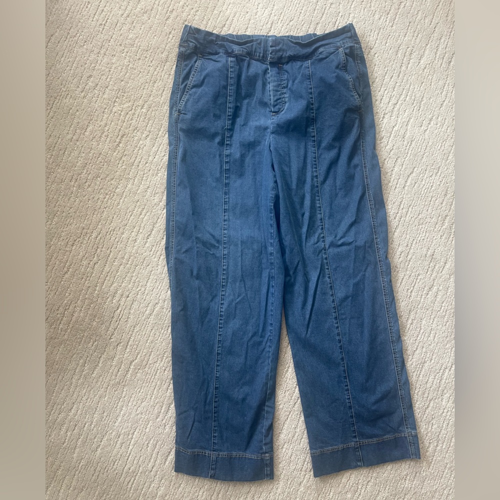 Women’s Wide Leg Jeans